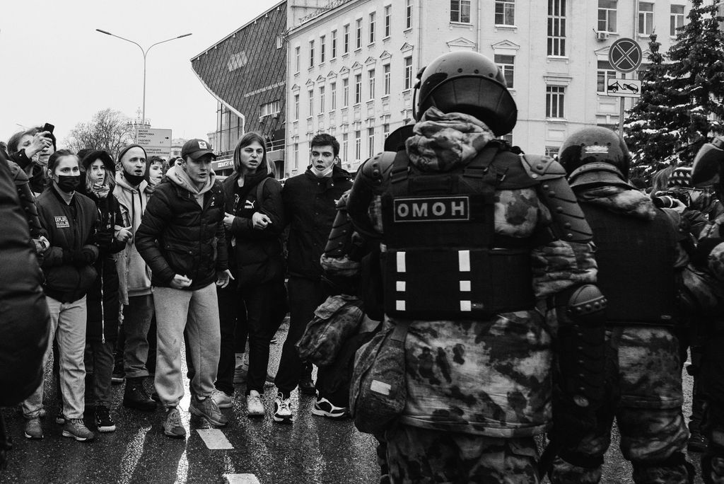 «Мне не всё равно»: фоторепортаж с антикоррупционного митинга в Москве,  — discours.io
