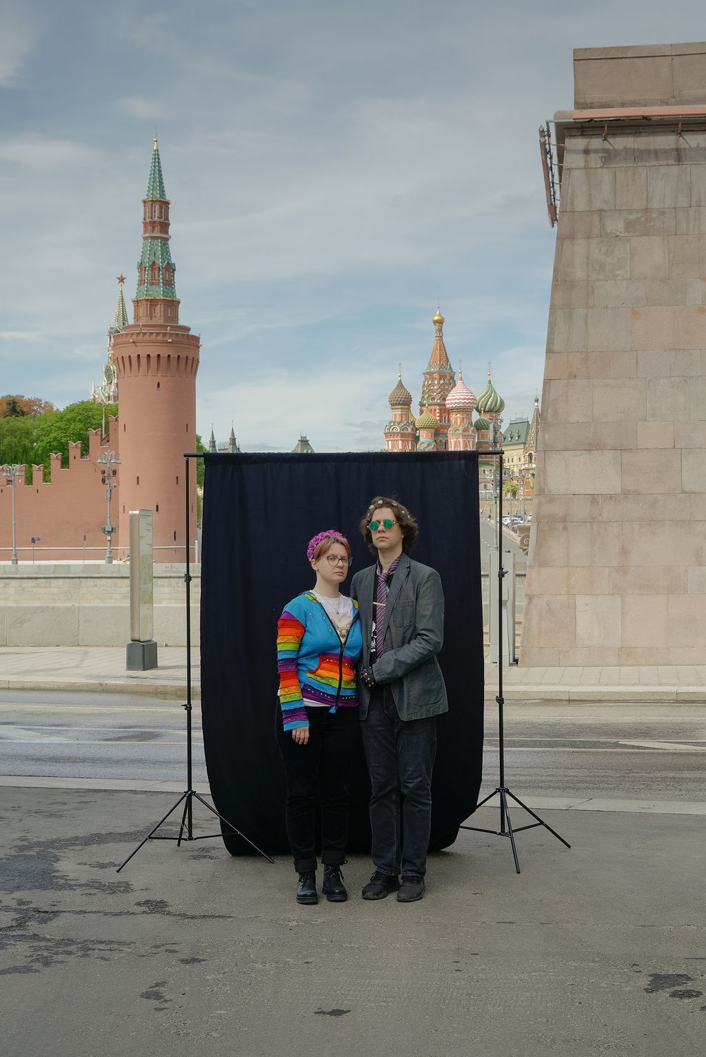 «Заберу тебя с собой» — фотопроект о силе любви и разрыве с Россией. Свадебные снимки молодоженов-эмигрантов, Юки и Саша — discours.io