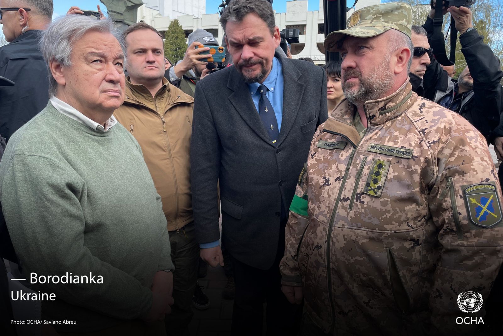 Генеральный секретарь ООН Антониу Гутерриш в Бородянке. Пригород Киева находился под оккупацией российской армии с конца февраля по начало апреля. В конце апреля в Украину приезжали госсекретарь США Энтони Блинкен и министр обороны США Ллойд Остин. 2