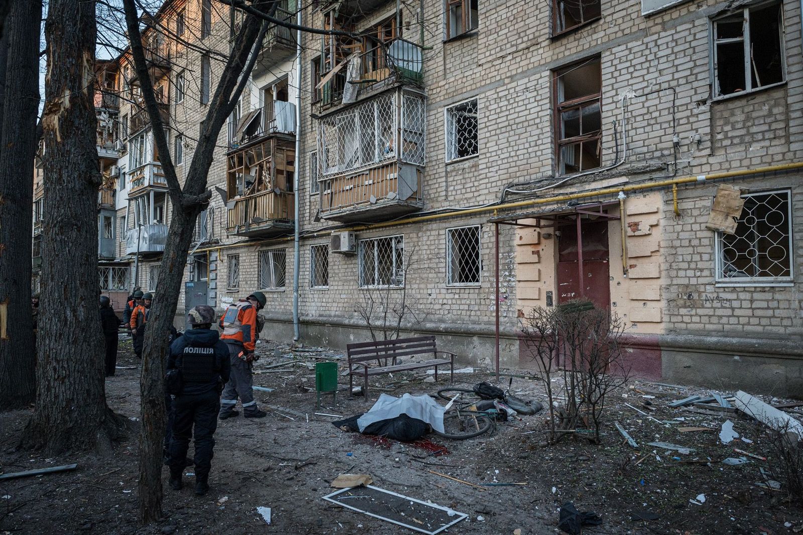 В результате обстрела Харькова погиб 59-летний мирный житель. 27 марта / Adri Salido / Anadolu Agency / ddp / Vida Press