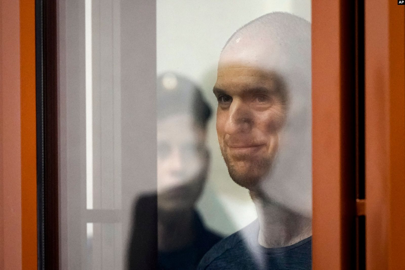 Эвана Гершковича, американского журналиста The Wall Street Journal, 19 июля приговорили к 16 годам колонии строгого режима по делу о шпионаже. С 26 июля из российских колоний в неизвестном направлении были этапирован российские политзаключенные, в то