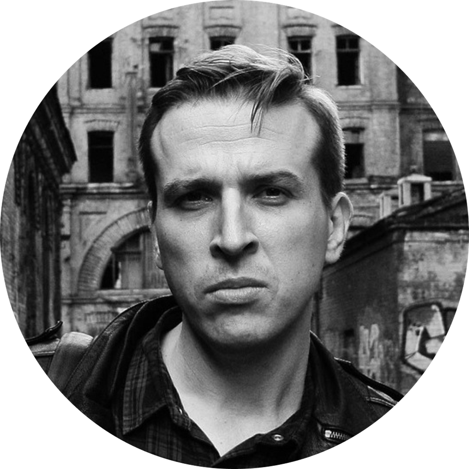 Филолог, автор канала об искусстве PunkMonk Николай Жаринов Филолог, автор канала об искусстве PunkMonk Николай Жаринов