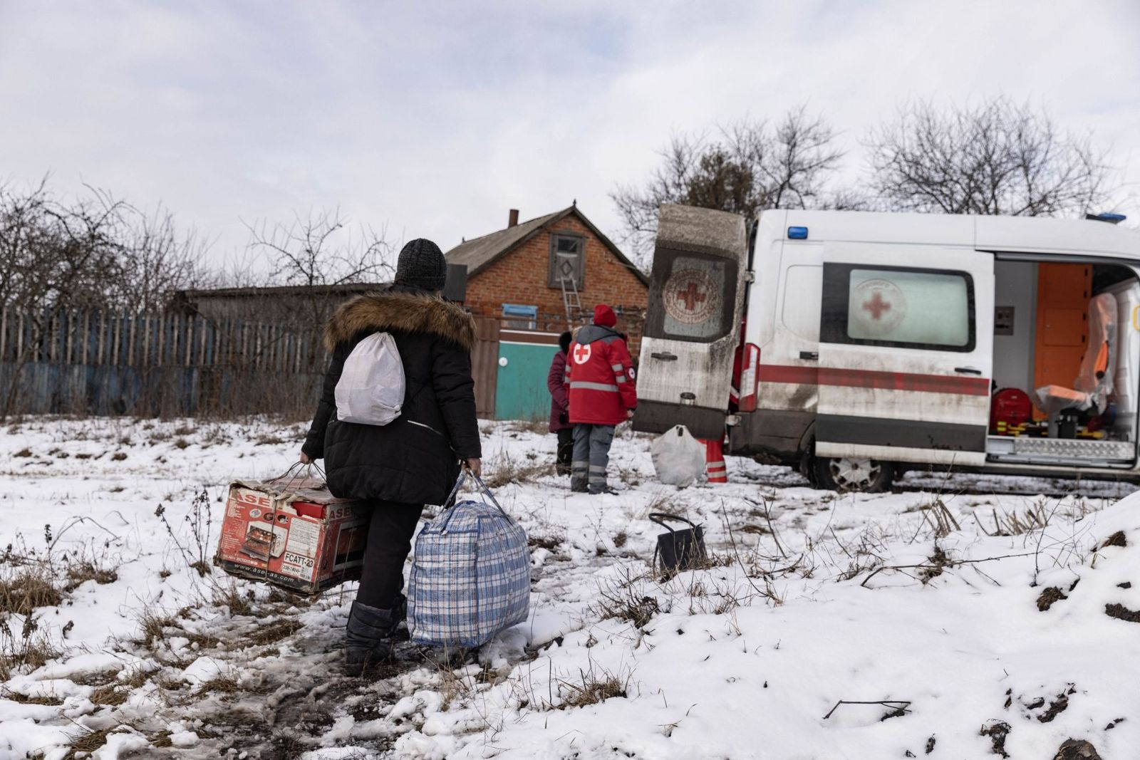 Близость к границе с Россией ставит местных жителей села Ольховатка в Харьковской области под постоянную угрозу обстрелов и вынуждает их к эвакуации. 1 марта / Yevhen Titov / Anadolu / ddp / Vida Press