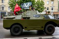 Военные инсталляции, зет-кофейни и автозаки для несогласных: как живут мирные российские города. Фоторепортаж из Воронежа, Винегрет — миниатюра