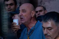 Протесты в Ереване против сдачи Нагорного Карабаха. Фоторепортаж с места событий,  — миниатюра