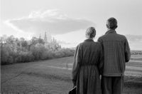«Истории, рассказанные спиной». Фотовыставка о том, как тело говорит о человеке, Лальск, маленький город на севере Кировской области. 2000 — Павел Смертин — миниатюра