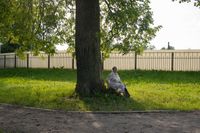«Борисовна». Фотопроект о старости такой, какая она есть, В парке — миниатюра