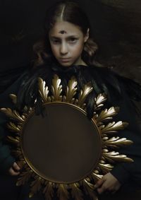 Хрупкость. Прекрасные опасные иллюзии,  — миниатюра
