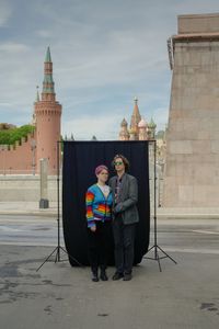 «Заберу тебя с собой» — фотопроект о силе любви и разрыве с Россией. Свадебные снимки молодоженов-эмигрантов, Юки и Саша — миниатюра