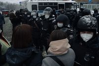 «Силовики захватили город»: как власти подавляют московские протесты,  — миниатюра
