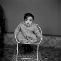 Сакральность быта. Индия 80–90-х в документальных снимках Ананта Даса, Из серии галерея портретов «Книга жизни», Вриндаван, 1988 год. — миниатюра