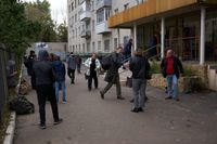 Военные инсталляции, зет-кофейни и автозаки для несогласных: как живут мирные российские города. Фоторепортаж из Воронежа, Мобилизация — миниатюра