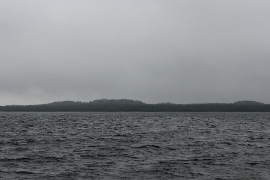 Во отоце океана моря