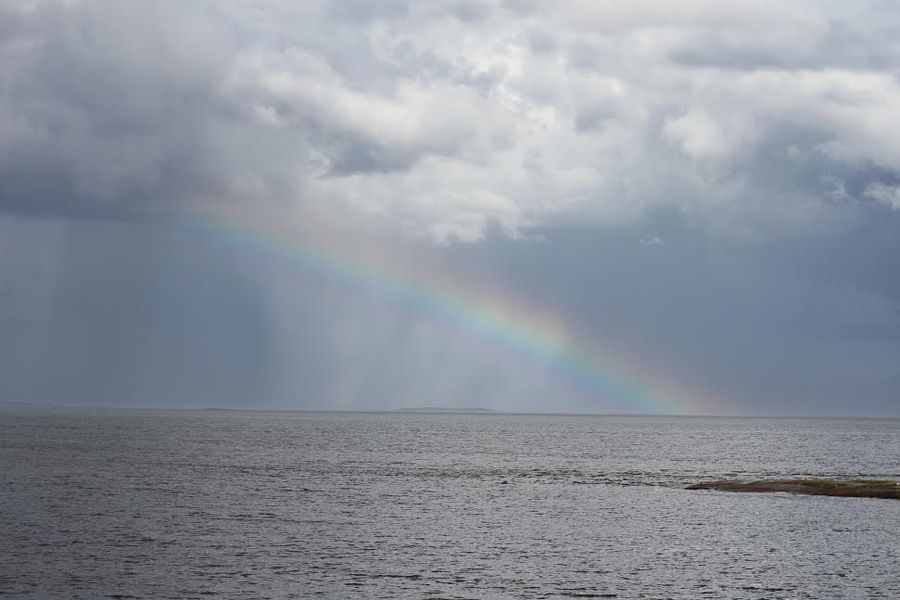 Во отоце океана моря