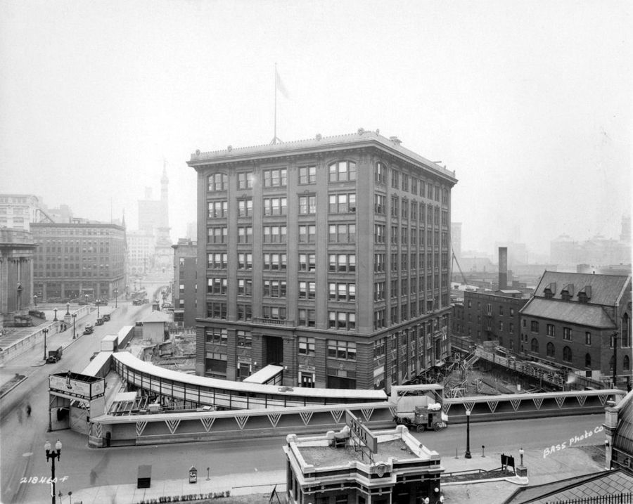 Процесс передвижки офиса Indiana Bell Telephone, 1929 год Процесс передвижки офиса Indiana Bell Telephone, 1929 год
