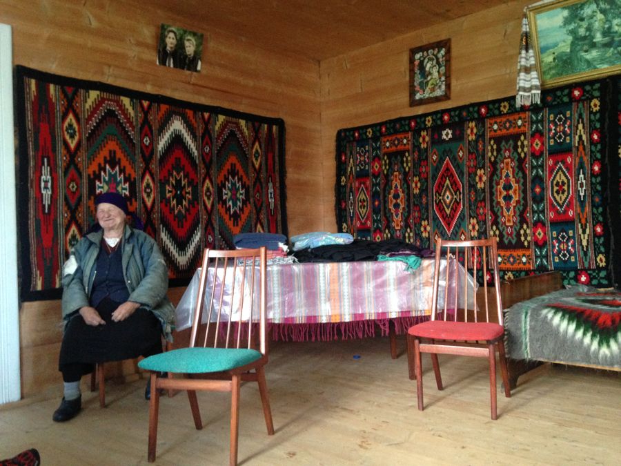 Мария Гуменюк (соседка)